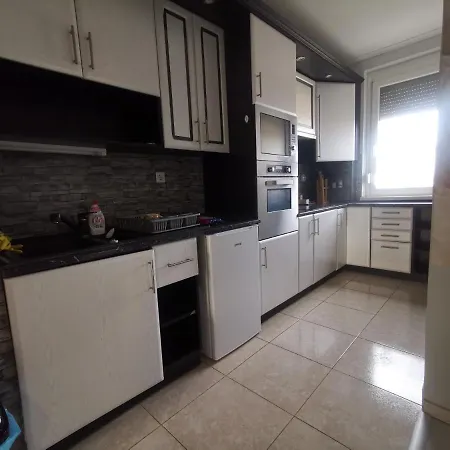 Διαμέρισμα Johnny's Apartman Lakas *